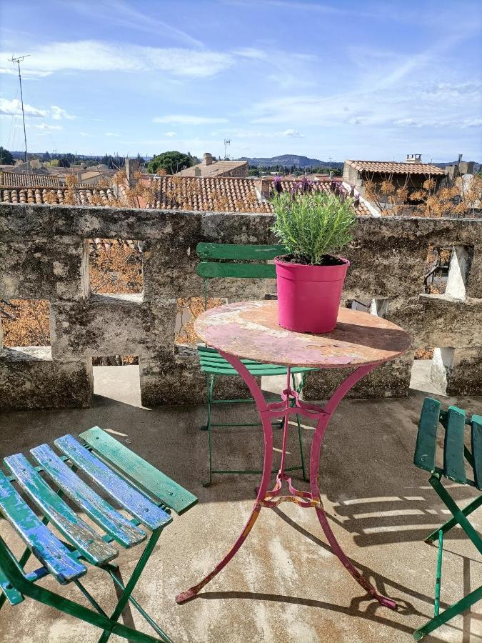 הוילה Aramon A Deux Pas D'Avignon מראה חיצוני תמונה
